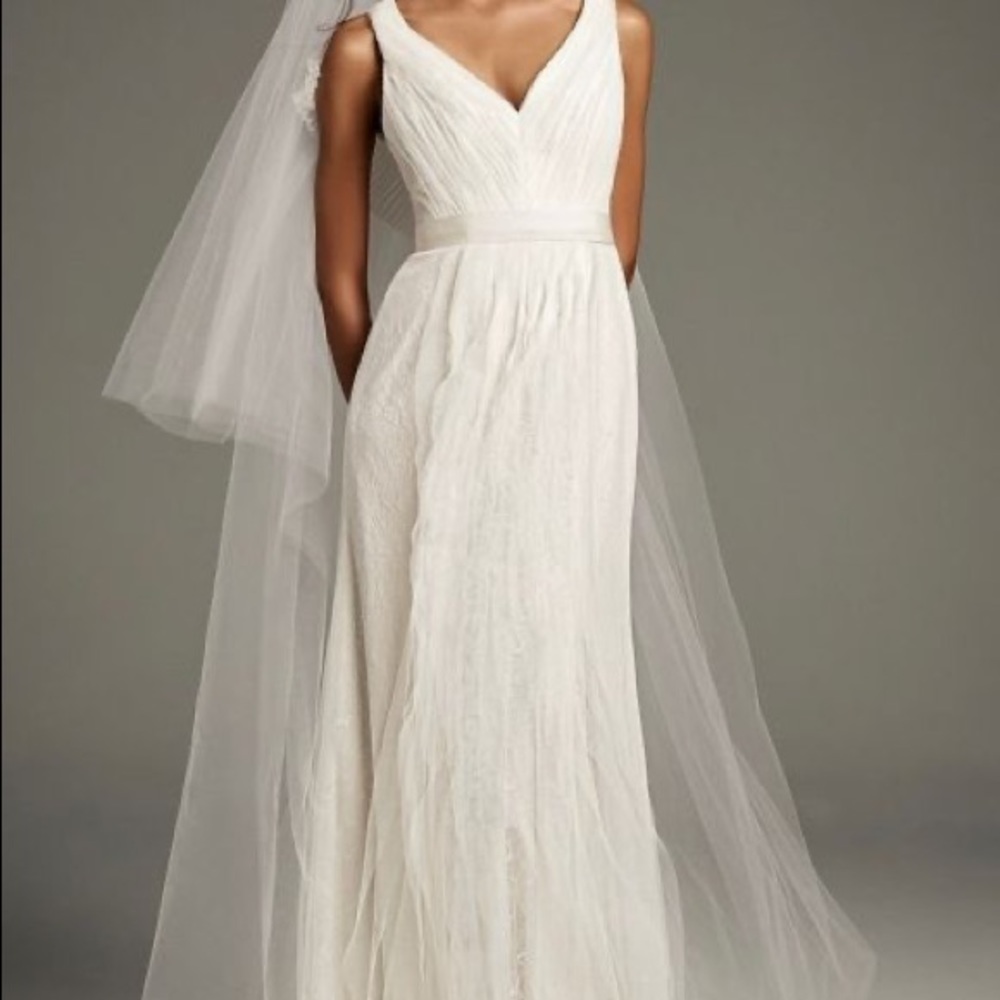NWT Ivory VW Wedding Dress